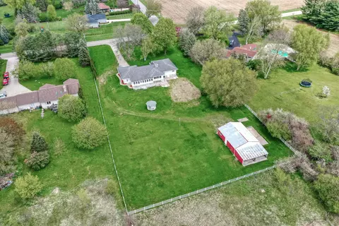 s47w25001 Lawnsdale, Waukesha, WI 53189