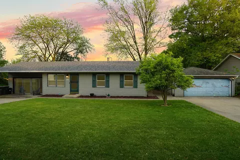 23507 68th, Paddock Lake, WI 53168