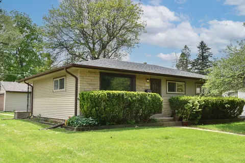10303 W Manitoba, West Allis, WI 53227