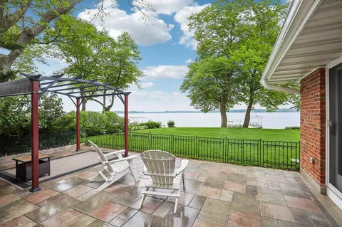 231 S S Fry, Lake Mills, WI 53551
