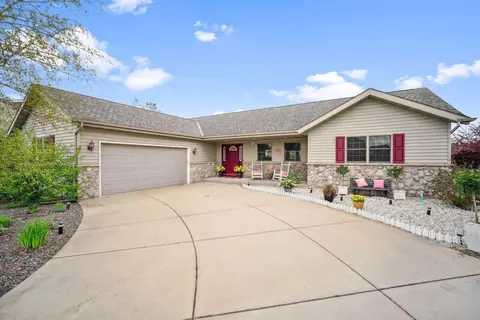 920 S Redding, Belgium, WI 53004