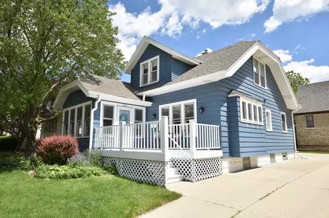 1910 N 83rd, Wauwatosa, WI 53213