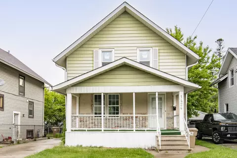 1424 70th, Kenosha, WI 53143