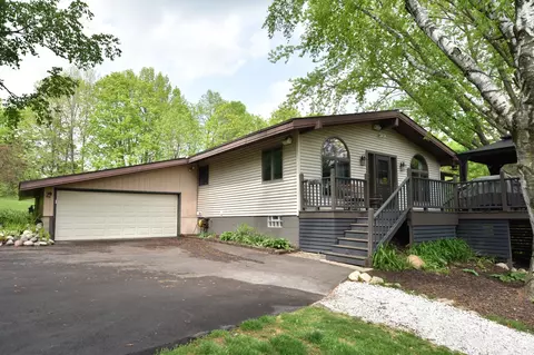 4461 Holly, Barton, WI 53090