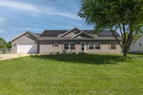 w7976 Vermeer Street, Holland, WI 54636