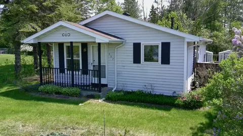 407 Mary Mae, Cascade, WI 53011