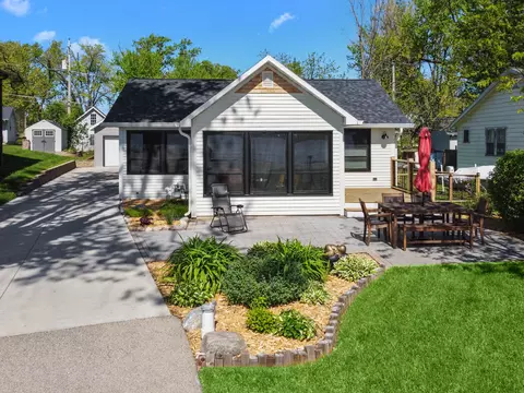 7612 Lily Lk, Wheatland, WI 53105