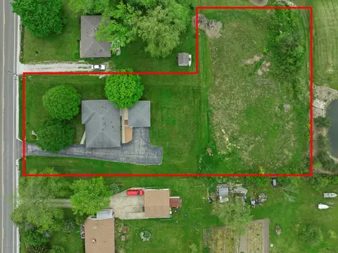 5918 County Road V, Caledonia, WI 53108