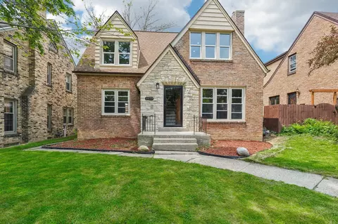3459 S 38th, Milwaukee, WI 53215