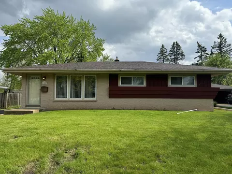 n84w15067 James, Menomonee Falls, WI 53051