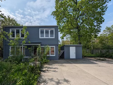 343 E Waterford, Milwaukee, WI 53207