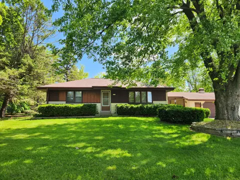 1520 State Highway 164, Hubertus, WI 53033