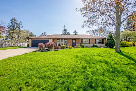 3500 S Russel, New Berlin, WI 53151