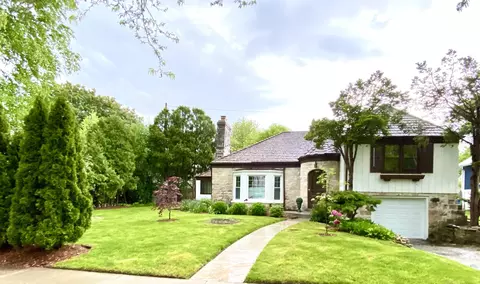 4785 N Oakland, Whitefish Bay, WI 53211