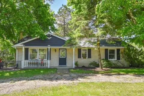 3575 Pleasant Vly, Polk, WI 53095