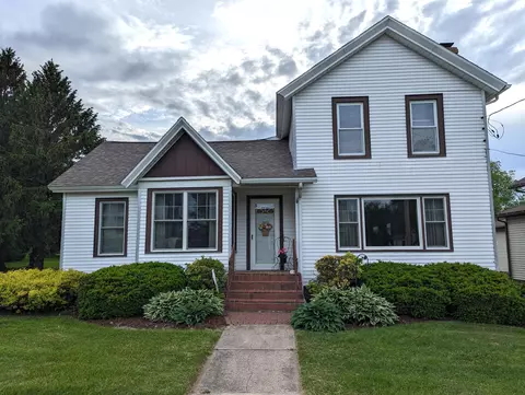 167 Martin, Sharon, WI 53585