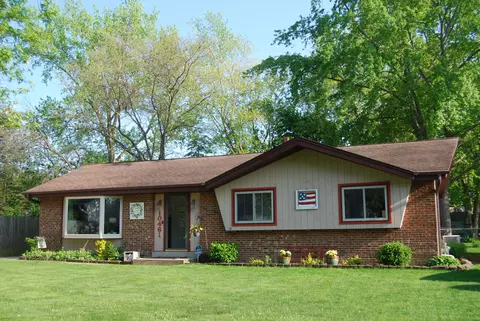 10461 W Fairlane, Milwaukee, WI 53224