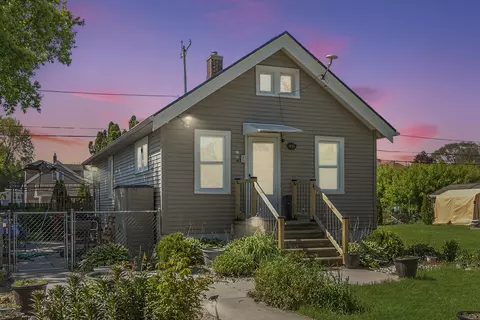 3673 E Iona, Cudahy, WI 53110