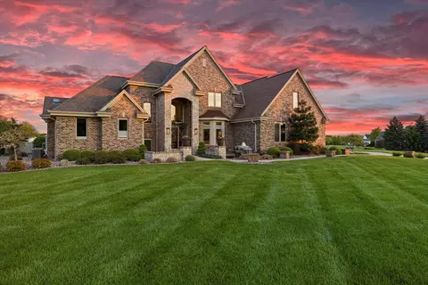 s59w23711 Coyote, Waukesha, WI 53189