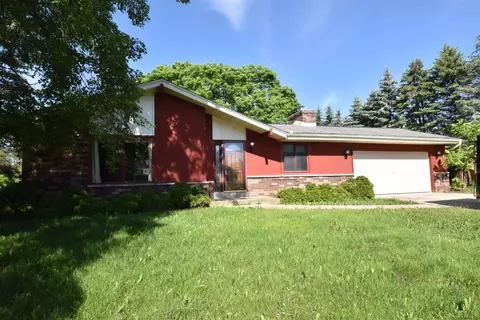 7768 105th, Pleasant Prairie, WI 53158