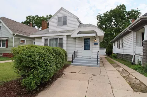 2150 N 55th, Milwaukee, WI 53208