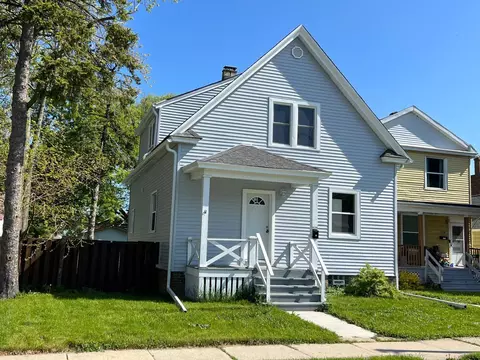 820 Marquette, South Milwaukee, WI 53172