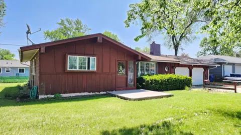 2534 Bainbridge, Campbell, WI 54603