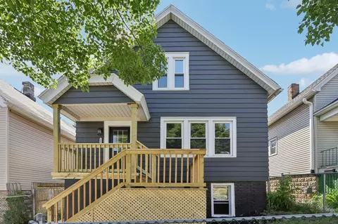 2551 S 8th, Milwaukee, WI 53215