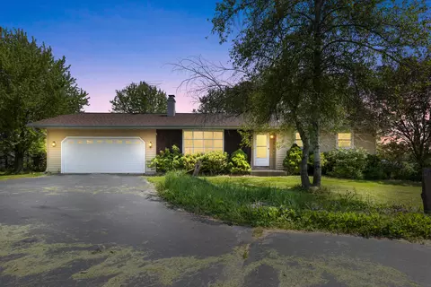 n2700 County Road P, Rubicon, WI 53078