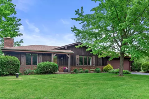 20920 W Barton, New Berlin, WI 53146