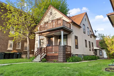 3062 N Oakland #3062A, Milwaukee, WI 53211