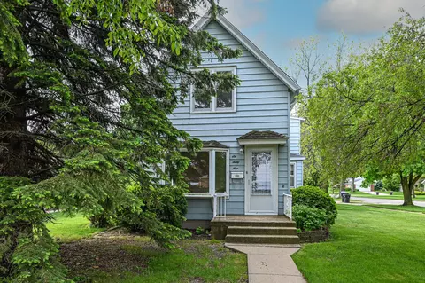639 Elm, South Milwaukee, WI 53172