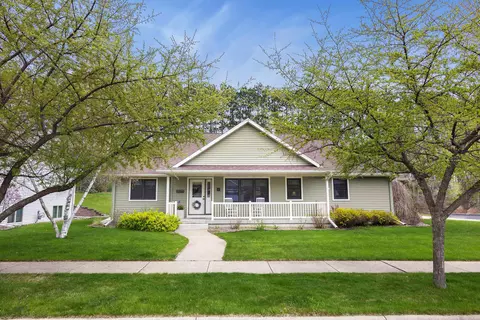 701 Pine Cone, Holmen, WI 54636