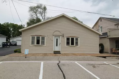 6078 N Railroad, Lyons, WI 53148