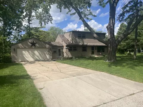 14218 W Gatewood, New Berlin, WI 53151