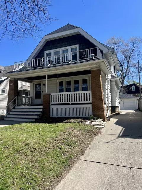 2336 N 63rd, Wauwatosa, WI 53213