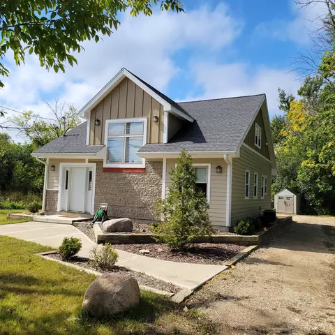 n1535 Powers Lake Road, Bloomfield, WI 53128