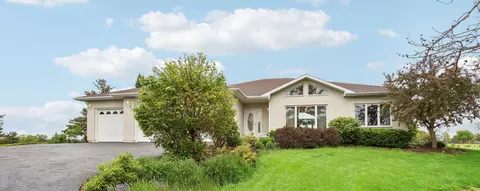 n6140 Fir Court, Lafayette, WI 53121