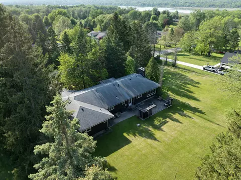 n2846 Balsdon Road, Geneva, WI 53147