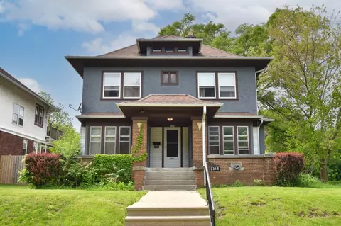 2315 N Grant, Milwaukee, WI 53210