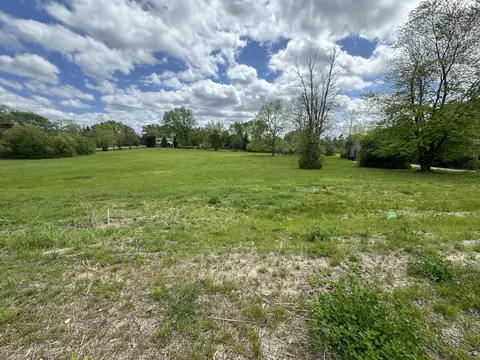 Lt11 W Donges Bay, Mequon, WI 53092