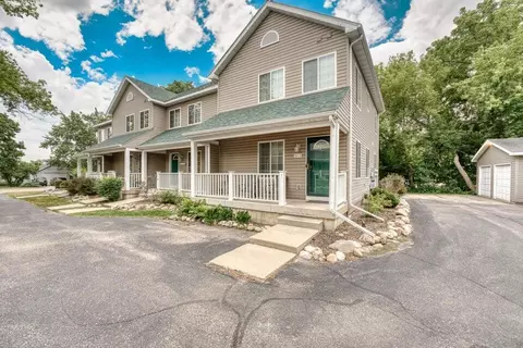 218 Elmhurst #1A, Williams Bay, WI 53191