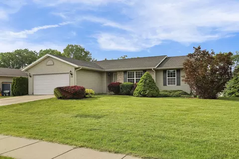 2988 Mallard, East Troy, WI 53120