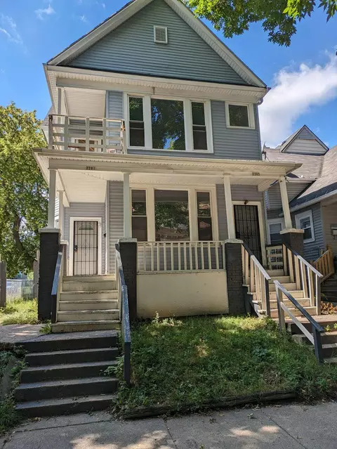 2201 N 28th #2203, Milwaukee, WI 53208