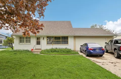714 Edgewood, South Milwaukee, WI 53172