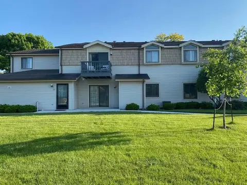 7205 Mariner #9, Mount Pleasant, WI 53406