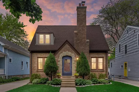 5115 N Berkeley, Whitefish Bay, WI 53217