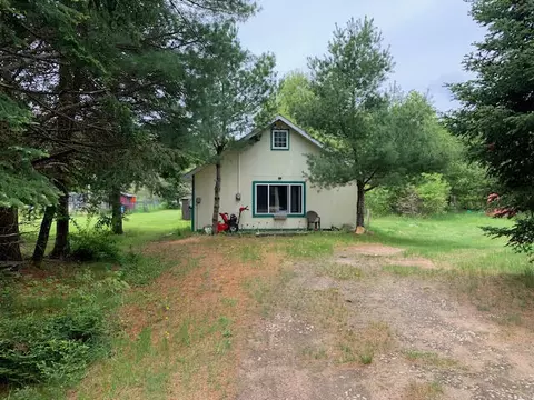 n12025 Oakwood Lane, Athelstane, WI 54104