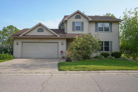 6101 Scotch Pne, Fitchburg, WI 53719