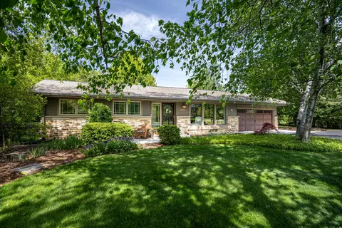 8500 N Indian Crk, Fox Point, WI 53217